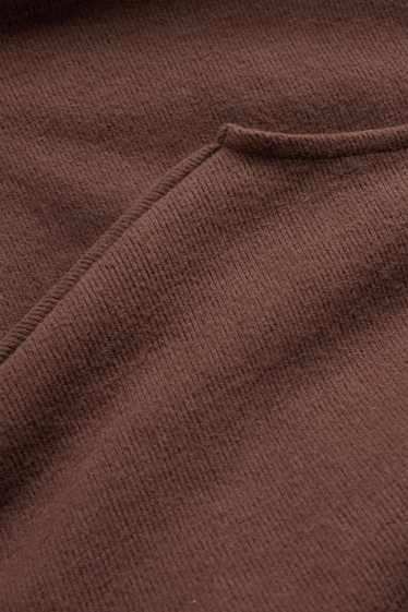 Femei - Tricou cu mânecă lungă - reiat - maro închis