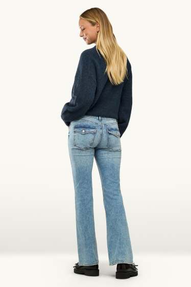 Femei - Flared jeans - talie medie - LYCRA® - denim-albastru