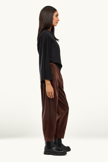 Femmes - Pantalon en velours côtelé - high waist - barrel leg - LYCRA ® - marron foncé