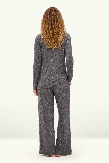 Women - Pyjamas - leopard print - gray / beige