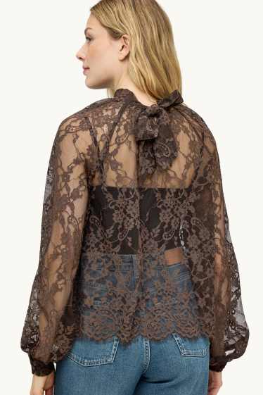 Women - Lace blouse with knot detail - brown