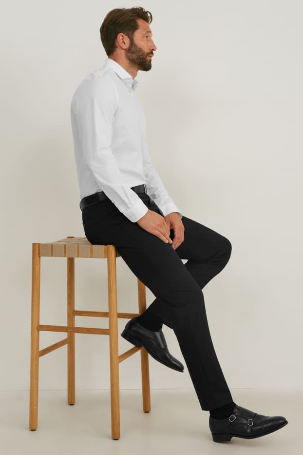 Herren - Businesshemd - Slim Fit - Cutaway - bügelleicht - weiß