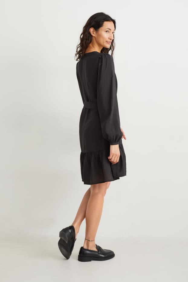Women - A-line dress - black