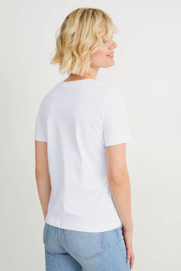 Women - Basic T-shirt - white