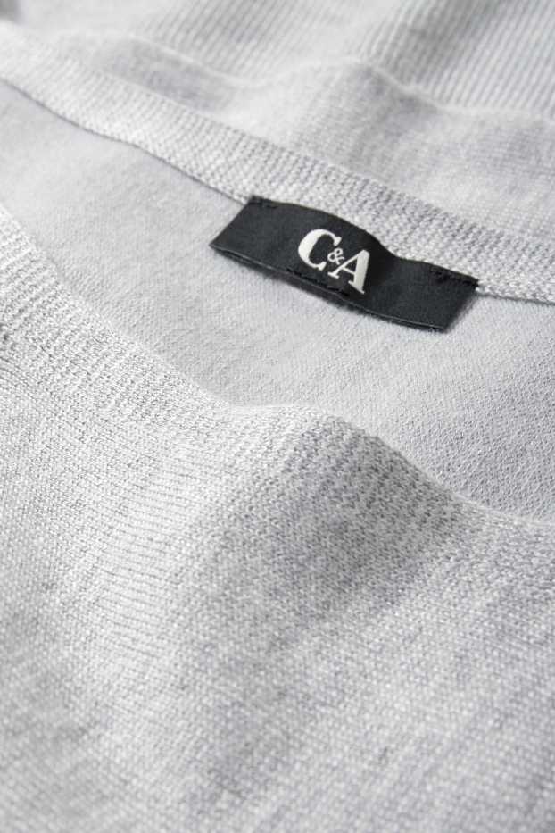 Femmes - Pullover en délicate maille - gris clair chiné
