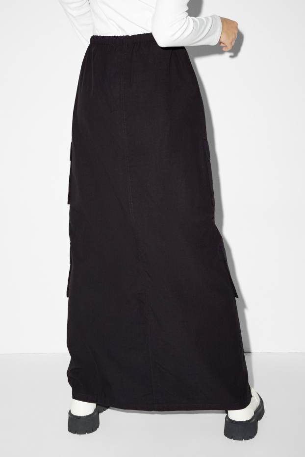 Women - Cargo skirt - black