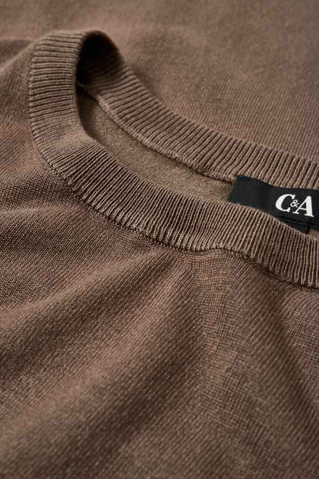 Women - Basic knitted dress - brown