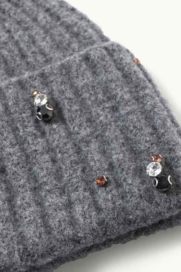 Women - Knitted hat - gray
