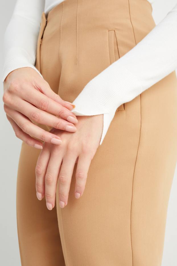 Femmes - Pullover basique à col roulé - blanc crème