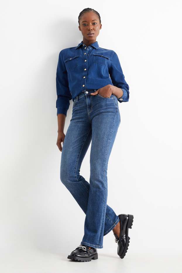 Women - Bootcut jeans - mid-rise waist - LYCRA® - blue denim