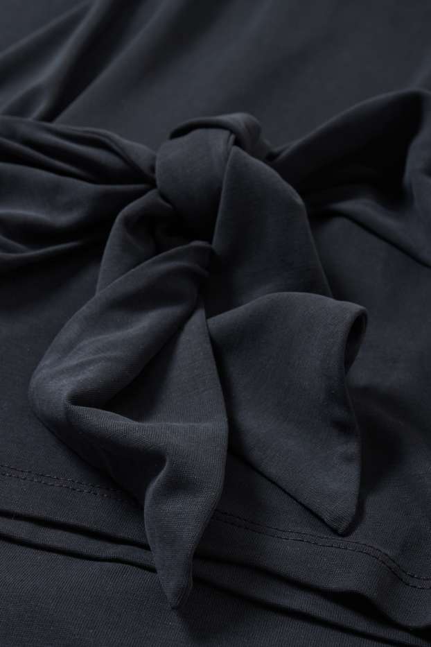 Women - Long sleeve top with knot detail - black