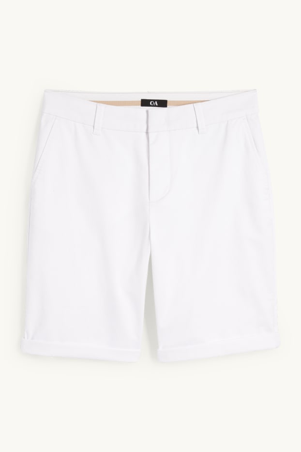 Women - Basic Bermuda shorts - mid-rise waist - white