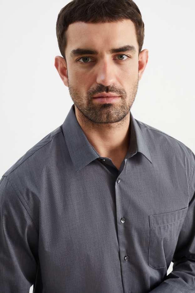 Uomo - Camicia business - regular fit - colletto all’italiana - facile da stirare - grigio scuro