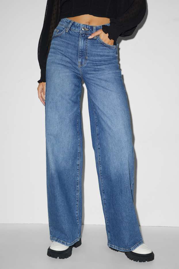 Women - CLOCKHOUSE - wide leg jeans - high waist - blue denim