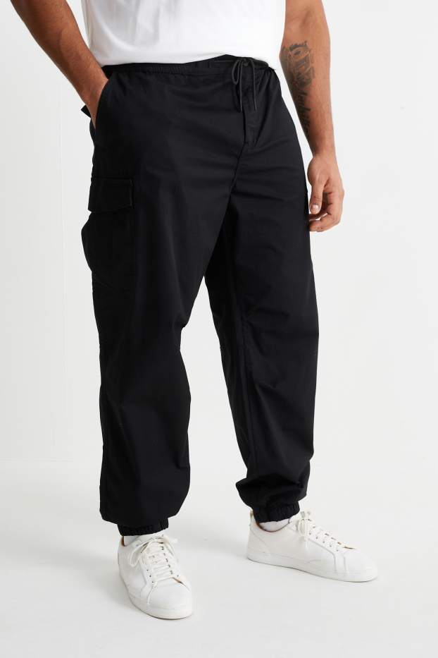 Herren - Cargohose - Tapered Fit - LYCRA® - schwarz