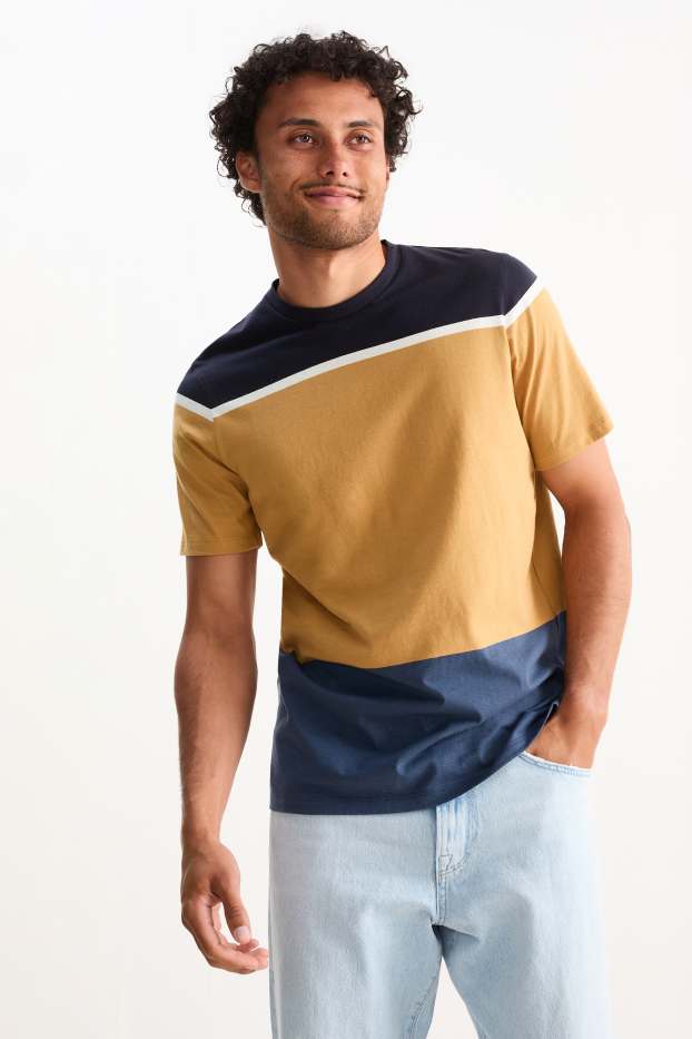 Men - T-shirt - light brown