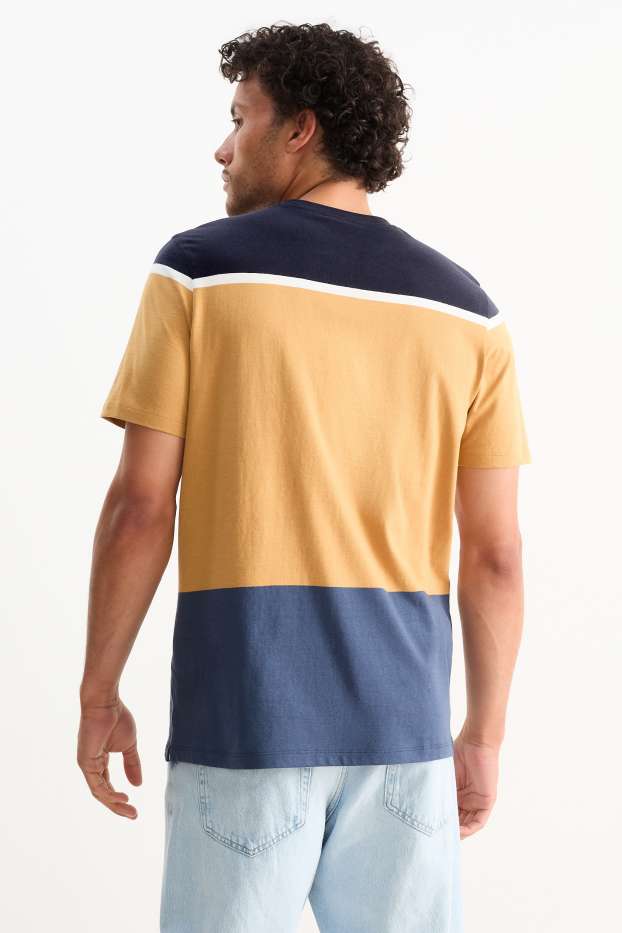 Men - T-shirt - light brown