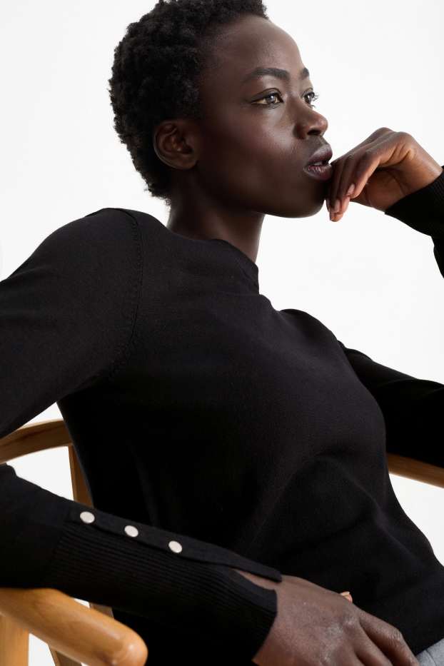 Women - Fine knit jumper - black