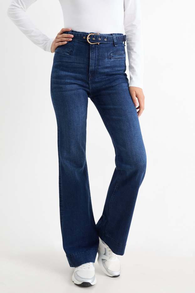 Dames - Flared jeans met riem - high waist - LYCRA® - jeansblauw