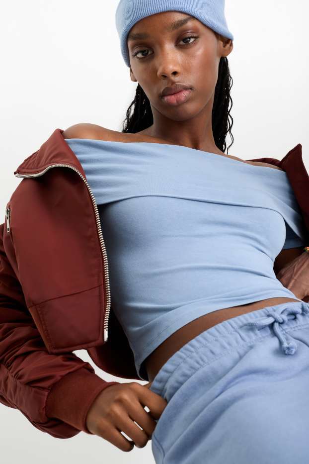 Women - Cropped T-shirt - light blue