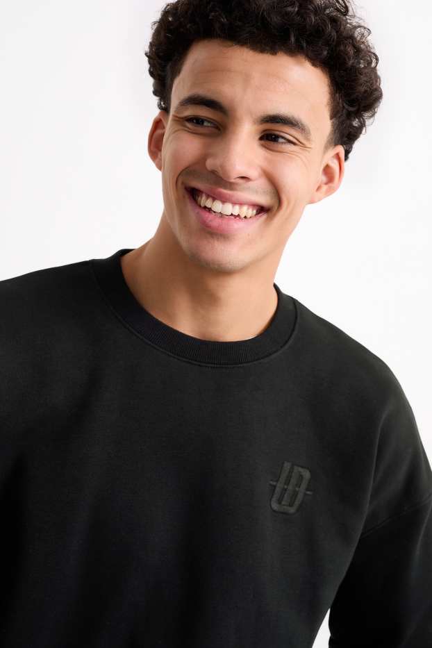 Men - Oversized sweatshirt - black
