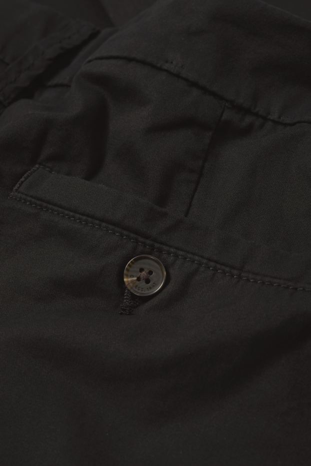 Pánské - Kalhoty chino - tapered fit - černá