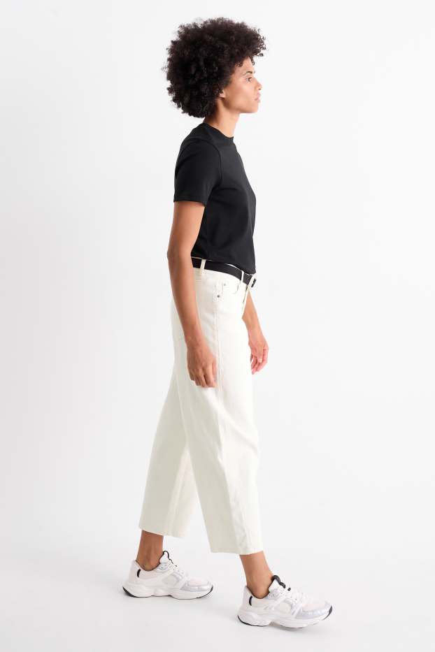Dámské - Curved jeans s páskem - high waist - krémově bílá