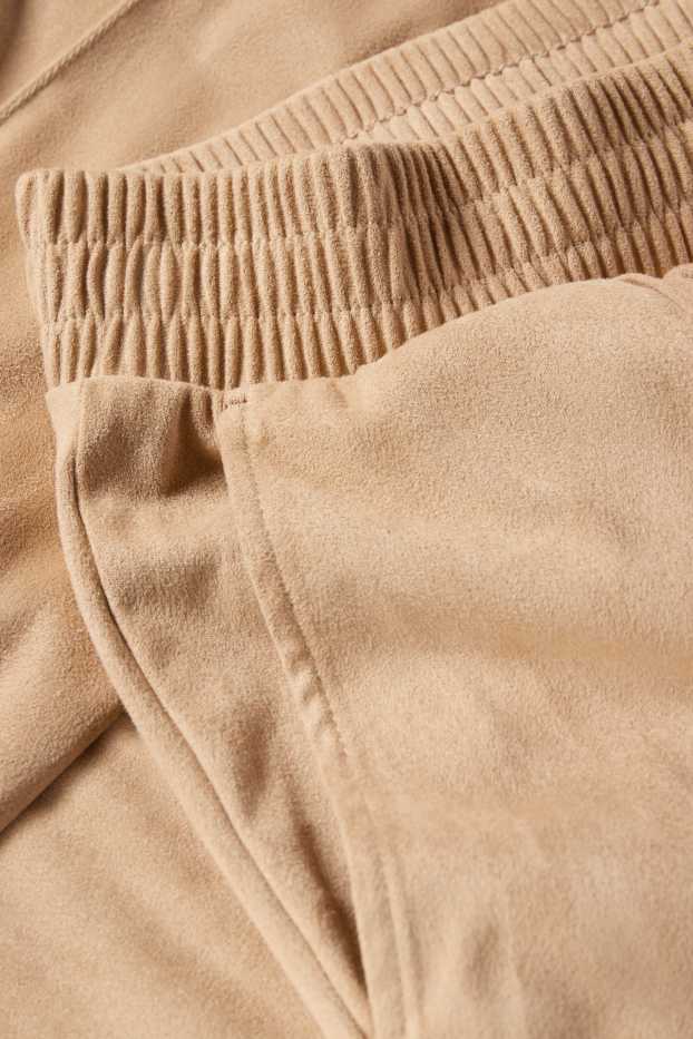 Damen - Stoffhose - Mid Waist - Straight Fit - Velourslederimitat - beige