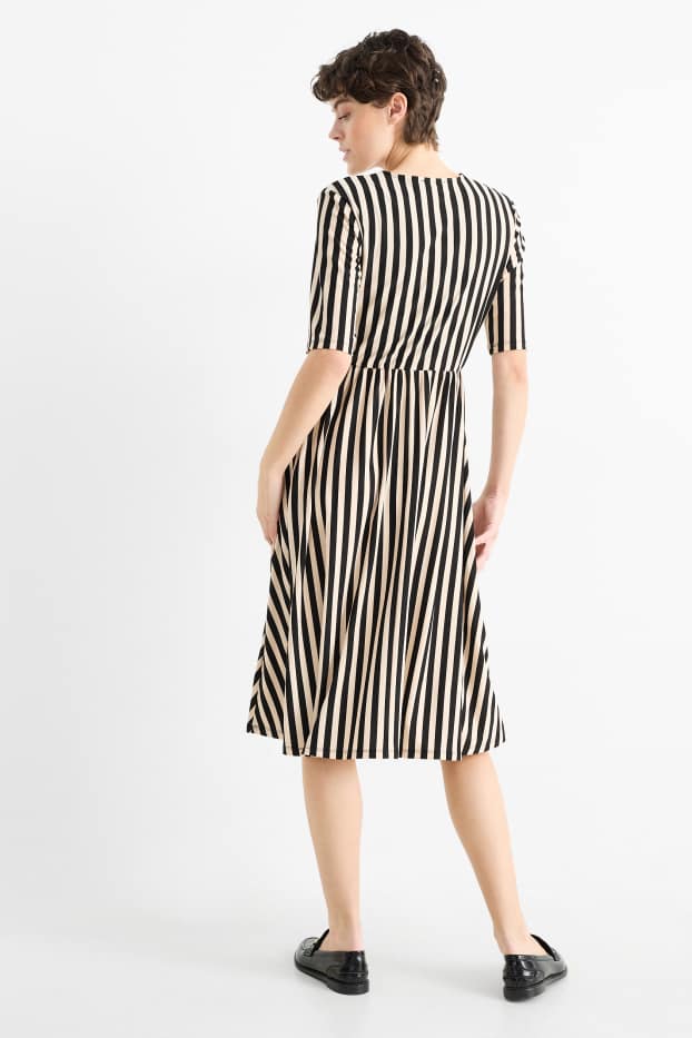 Femmes - Robe croisée - à rayures - beige
