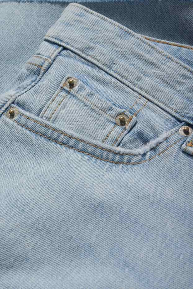 Women - Denim shorts - mid-rise waist - LYCRA® - denim-light blue