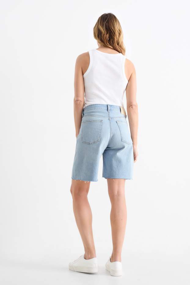 Women - Denim shorts - mid-rise waist - LYCRA® - denim-light blue