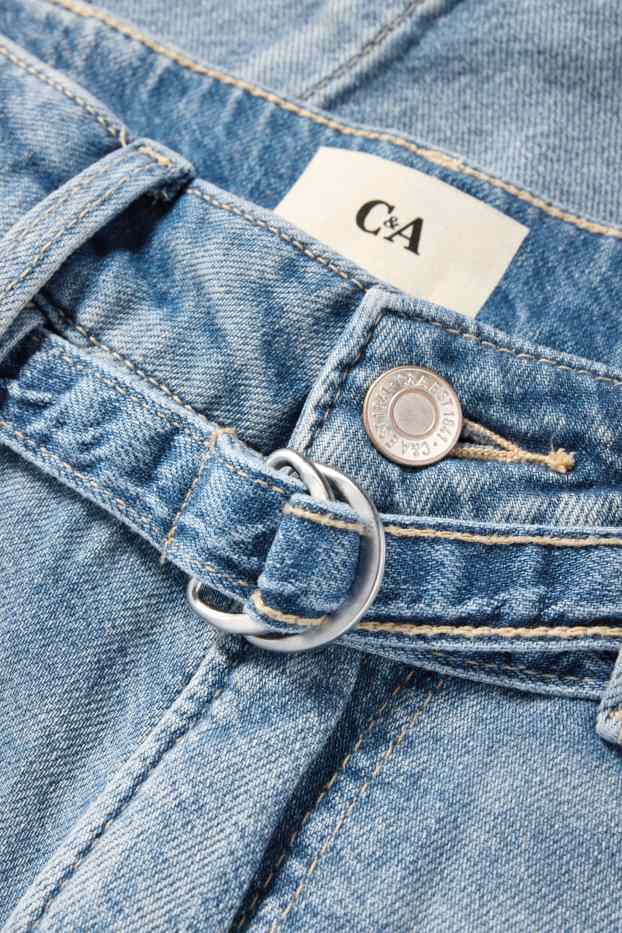 Dames - Korte wide leg jeans met riem - mid waist - jeanslichtblauw