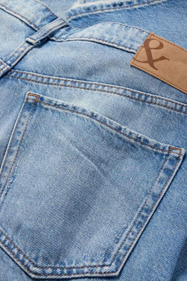 Men - Relaxed tapered jeans - blue denim