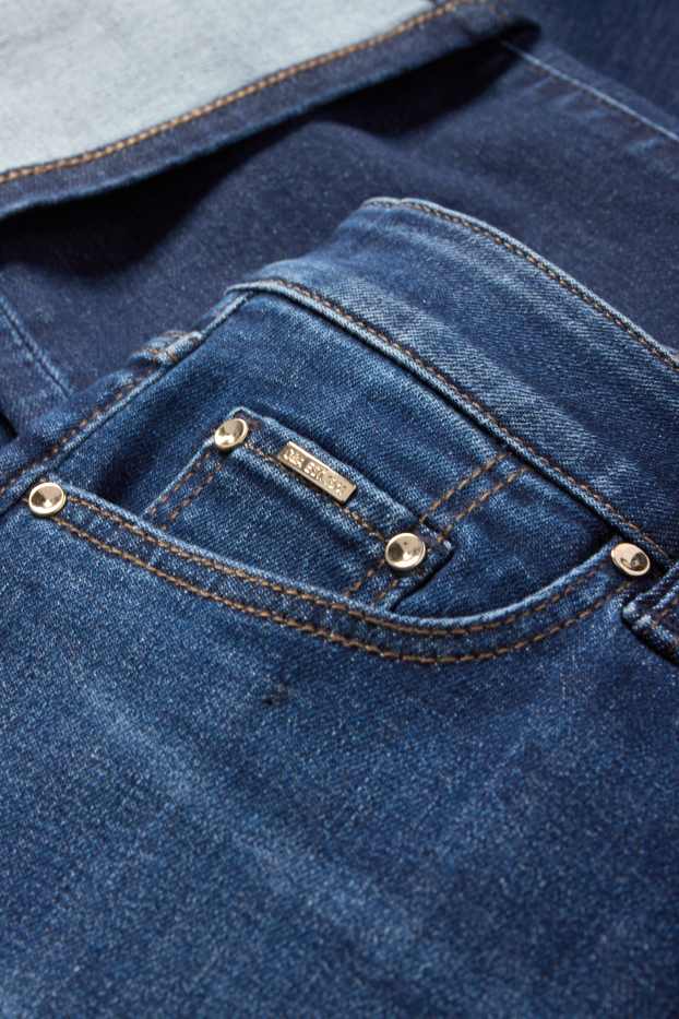 Femmes - Straight jean court - mid waist - LYCRA® - jean bleu foncé