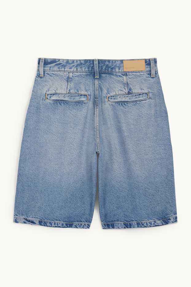 Women - Denim Bermuda shorts - mid-rise waist - denim-light blue