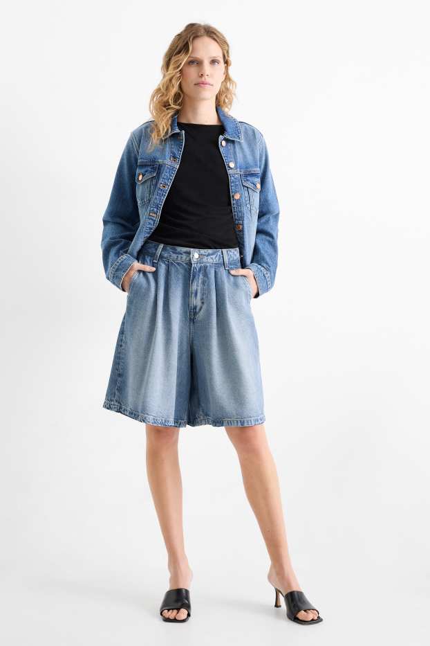 Women - Denim Bermuda shorts - mid-rise waist - denim-light blue