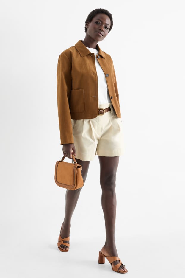 Women - Shorts with belt - high waist - light beige