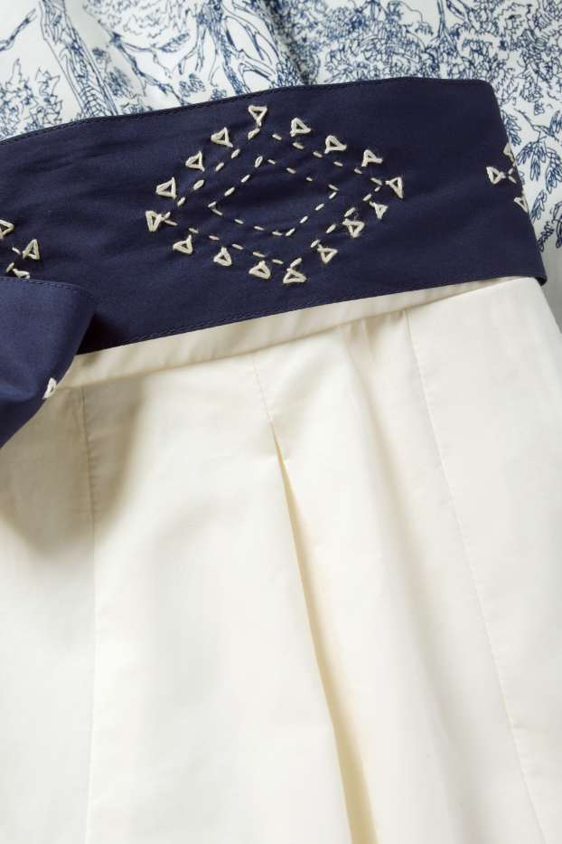 Women - Rangsutra x C&A - skirt - dark blue / creme white