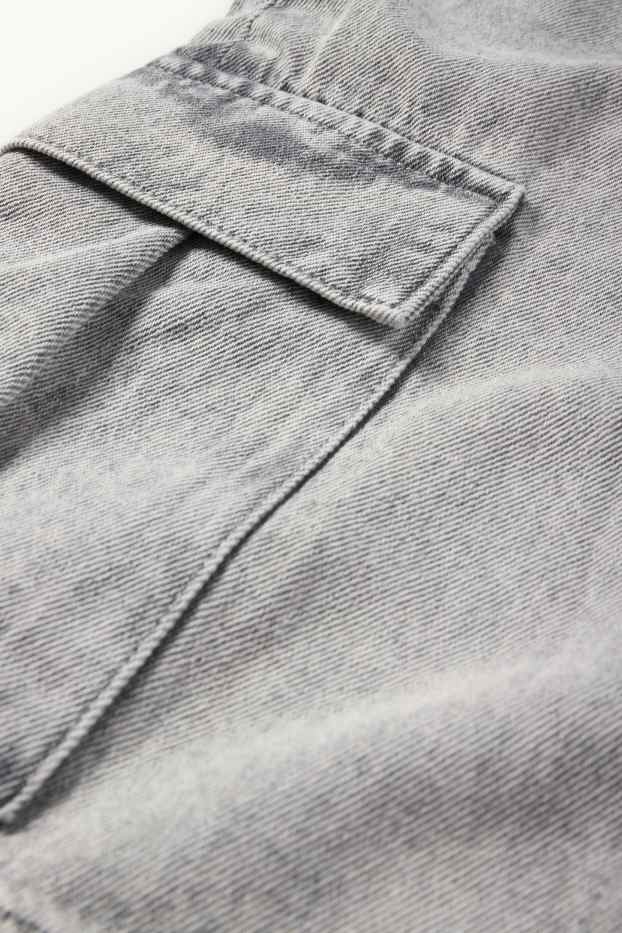 Kinder Buben - Jeans-Cargo-Bermudas - helljeansgrau