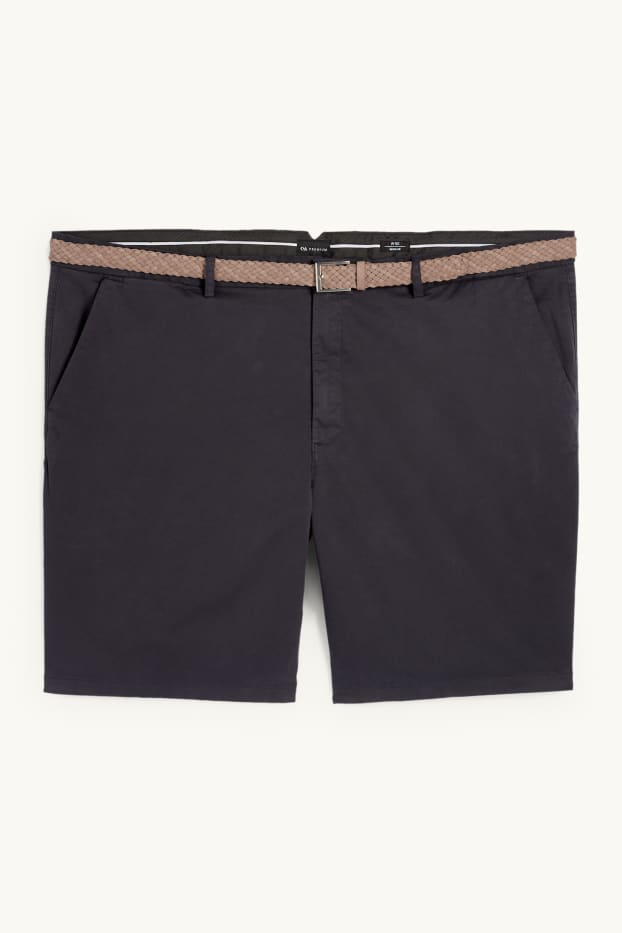 Men - Shorts with belt - black