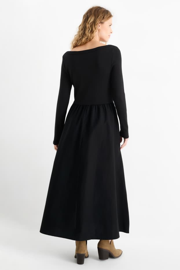 Women - Fit & flare dress - black