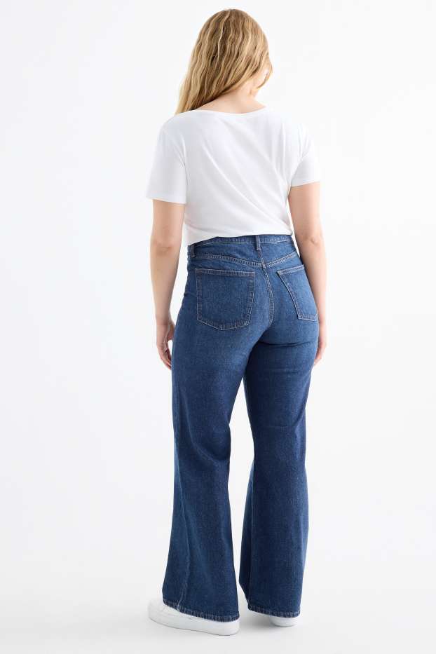 Women - Wide leg jeans - high waist - blue denim