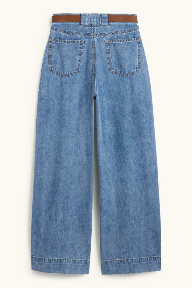 Women - Wide leg jeans with belt - mid-rise waist - denim-light blue
