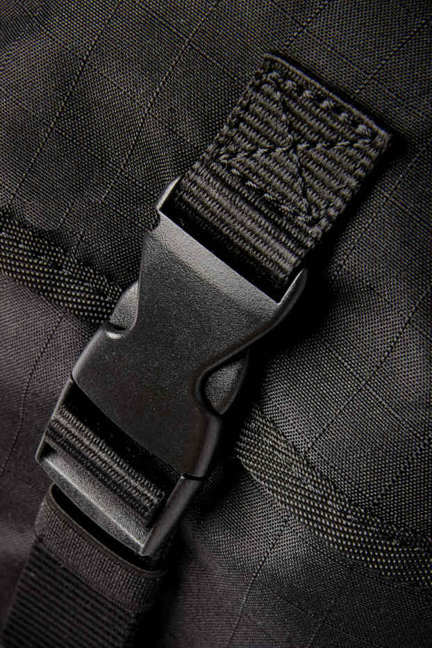 Herren - Umhängetasche - schwarz