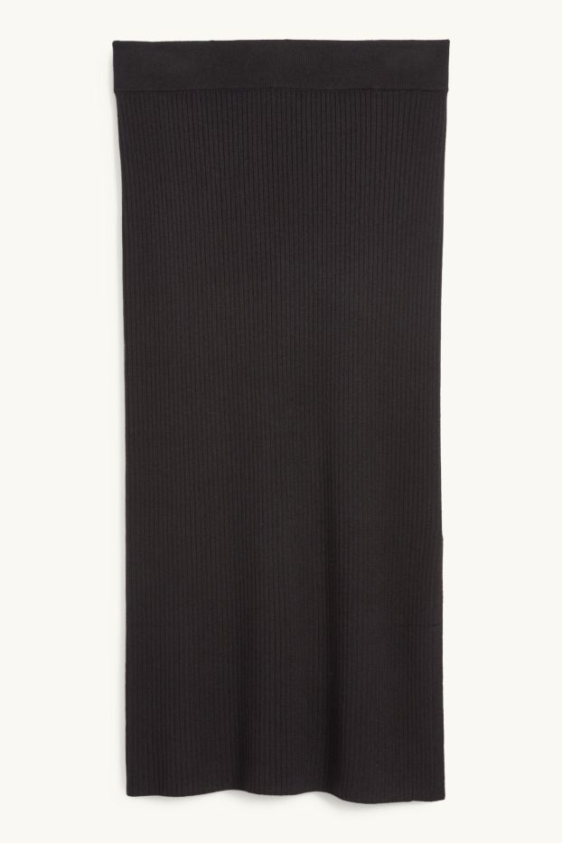 Women - Knitted skirt - ribbed - black