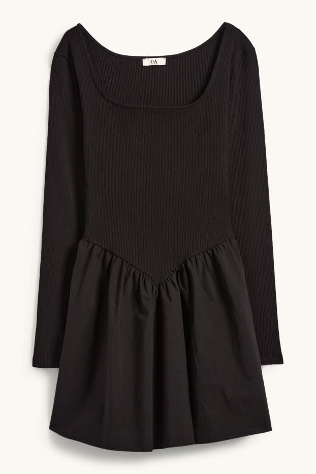 Women - A-line dress - black