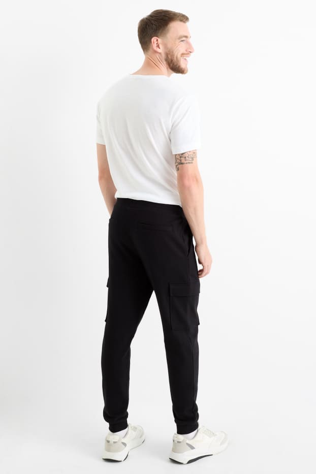 Men - Cargo joggers - black