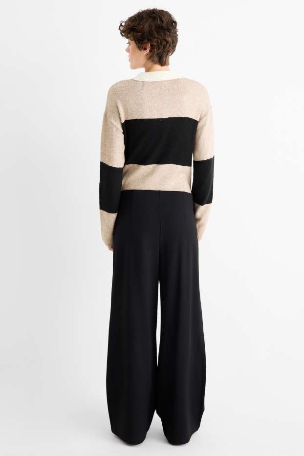 Dámské - Žerzejové kalhoty s páskem - high waist - wide leg - černá