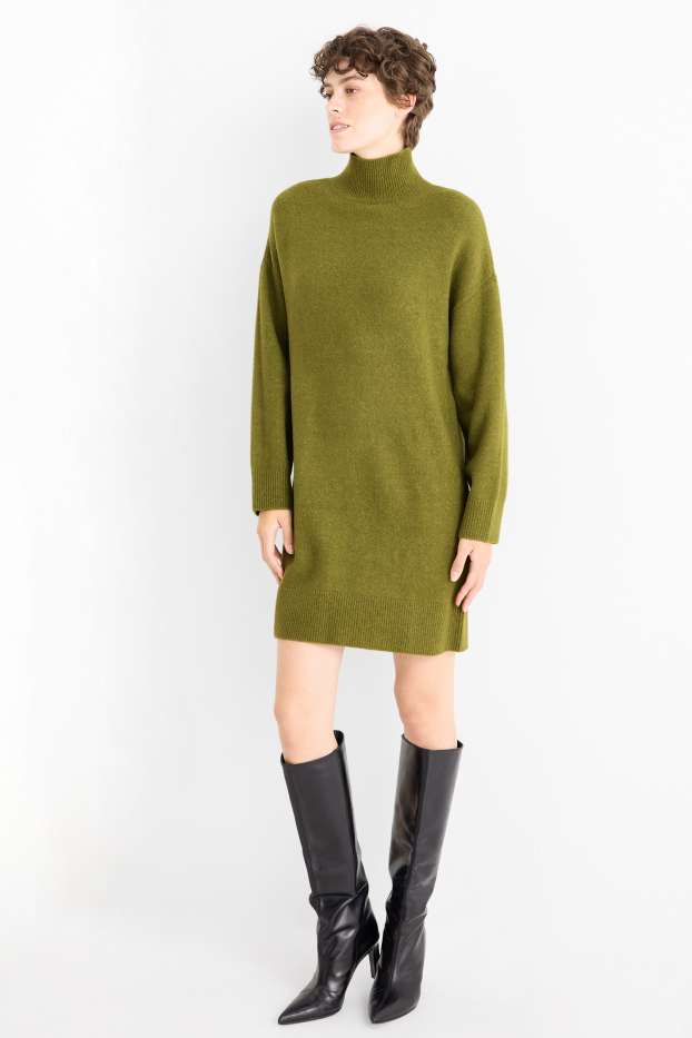 Women - Knitted dress - green