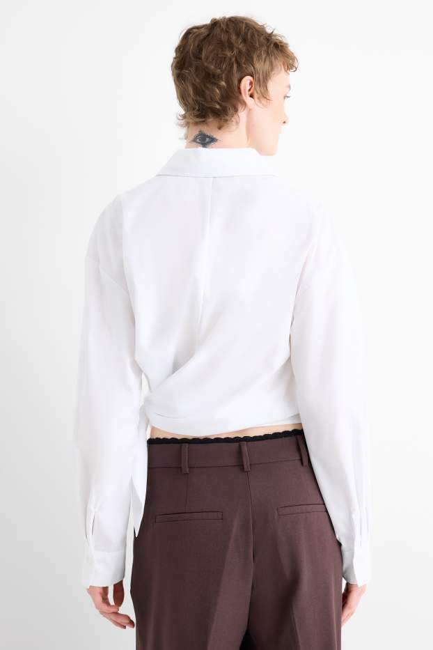 Femmes - Chemisier court avec nœud - blanc